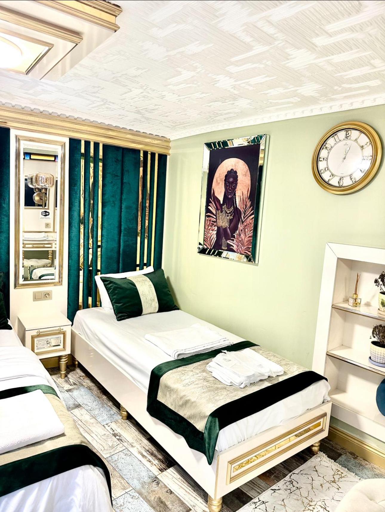 Whitemoon Hotel Suites Taksim Istanbul Exterior photo